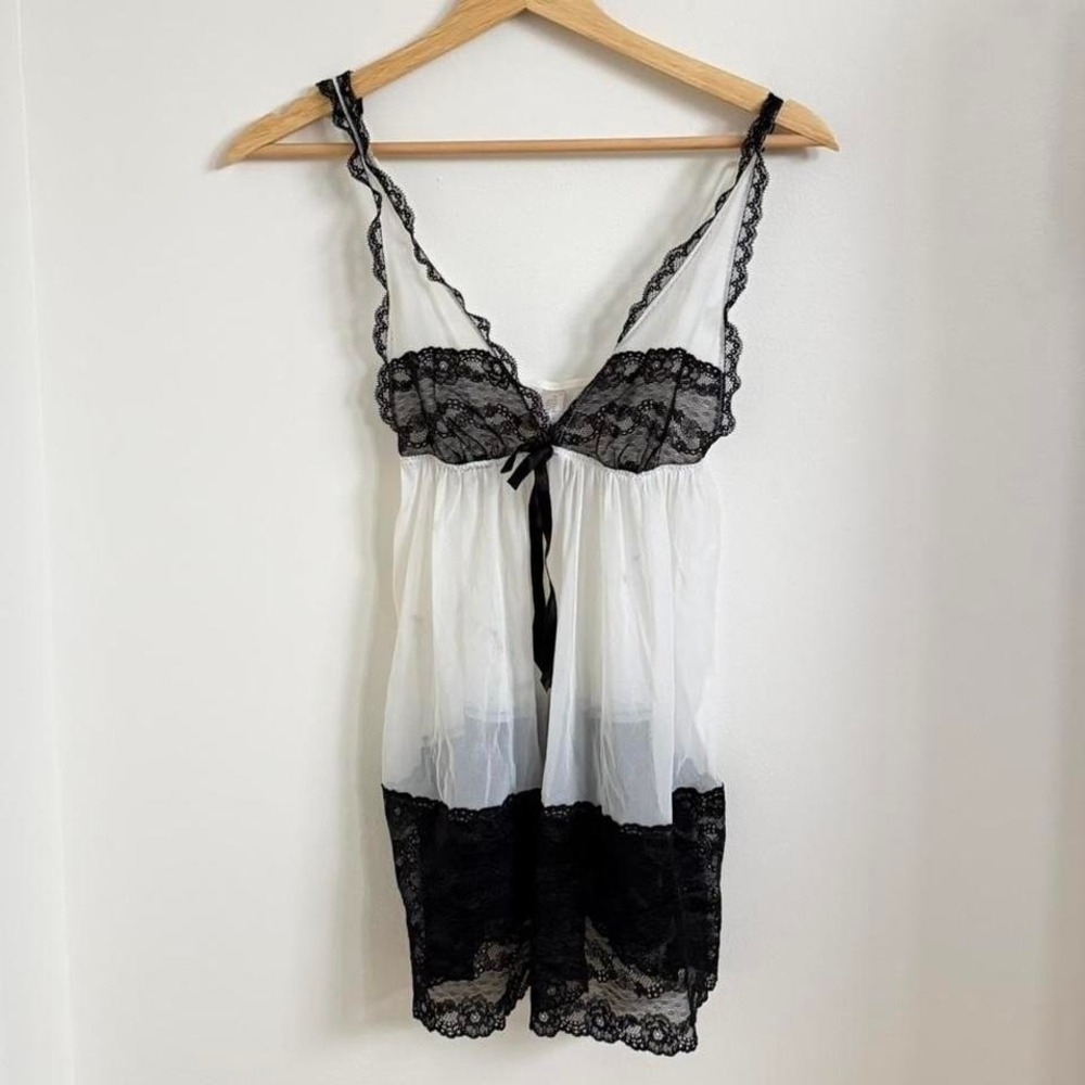 Victoria's Secret Black & White Lace Babydoll Slip Nightie Sheer Lingerie Y2K